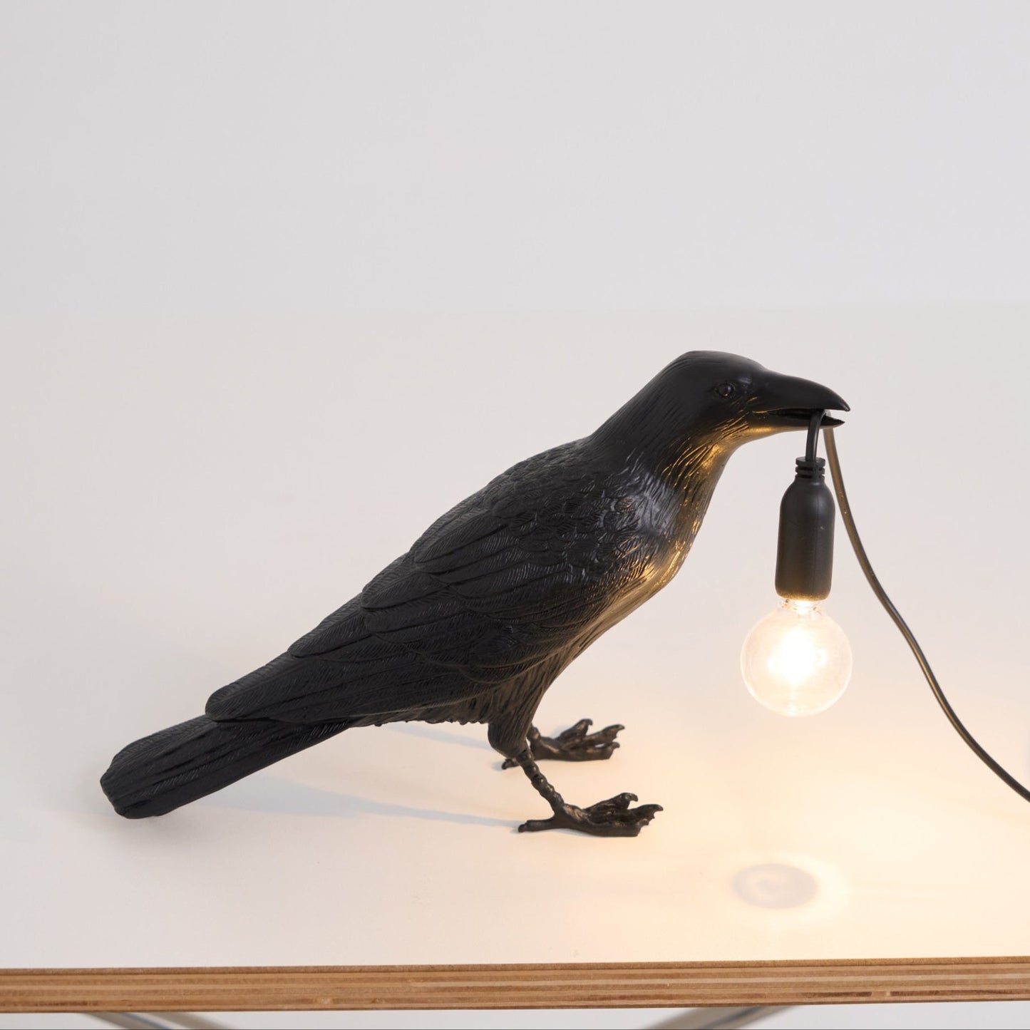 Marcellus | Bird Sculpture Resin Decorative Living Room Table Lamp