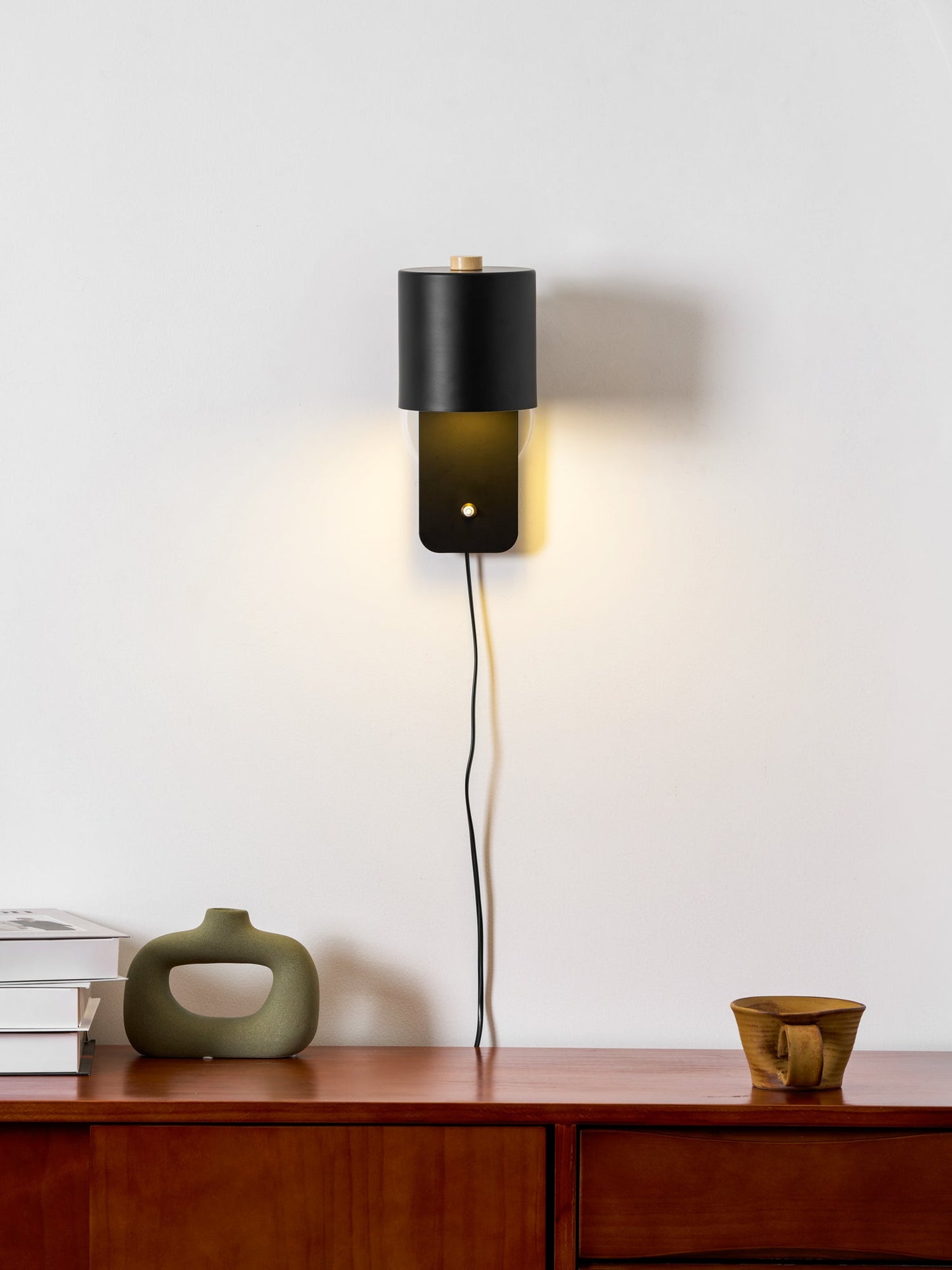 Vince | Directional Wall Lamp Plug-in Cylinder Bedside Reading