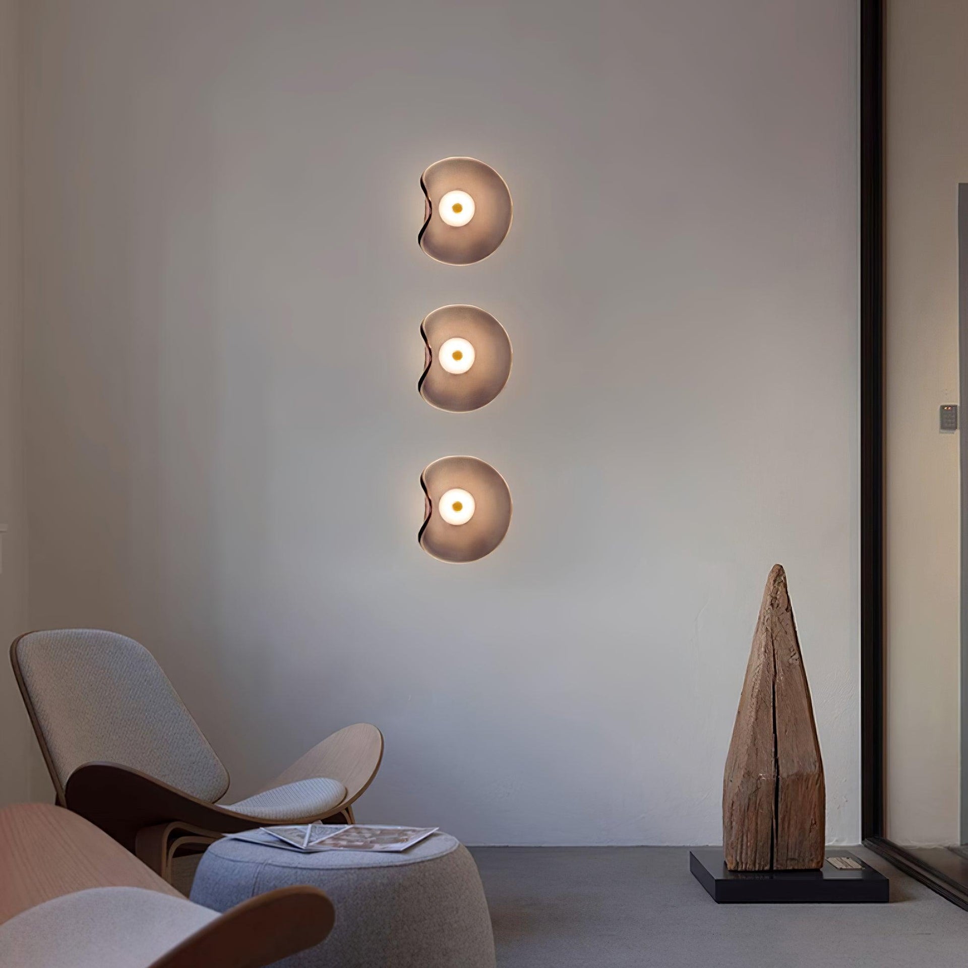 Solara | Moisture-resistant Wall Light