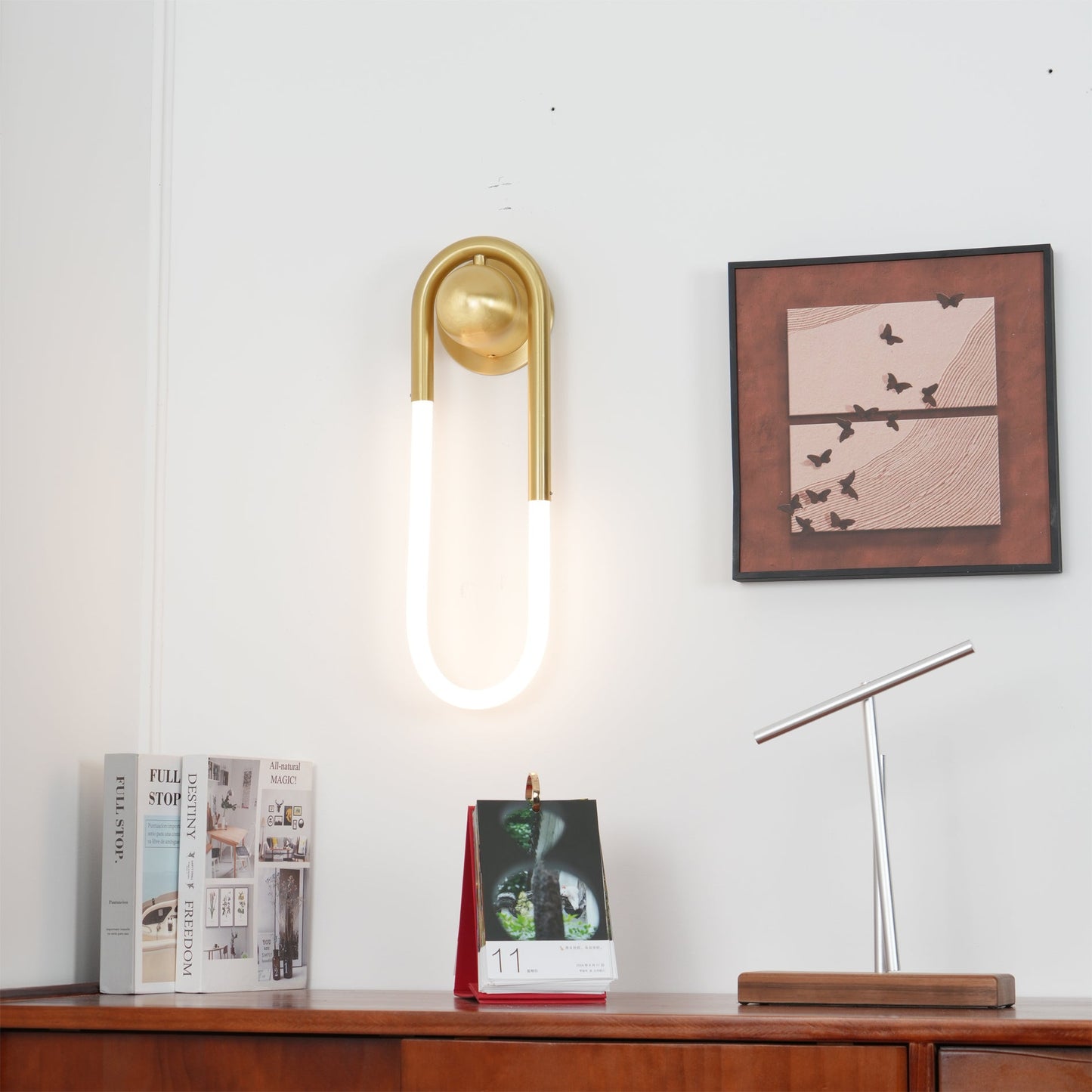 Luno | Brass Loop Design for LED Indoor Lighting Wall Lamp