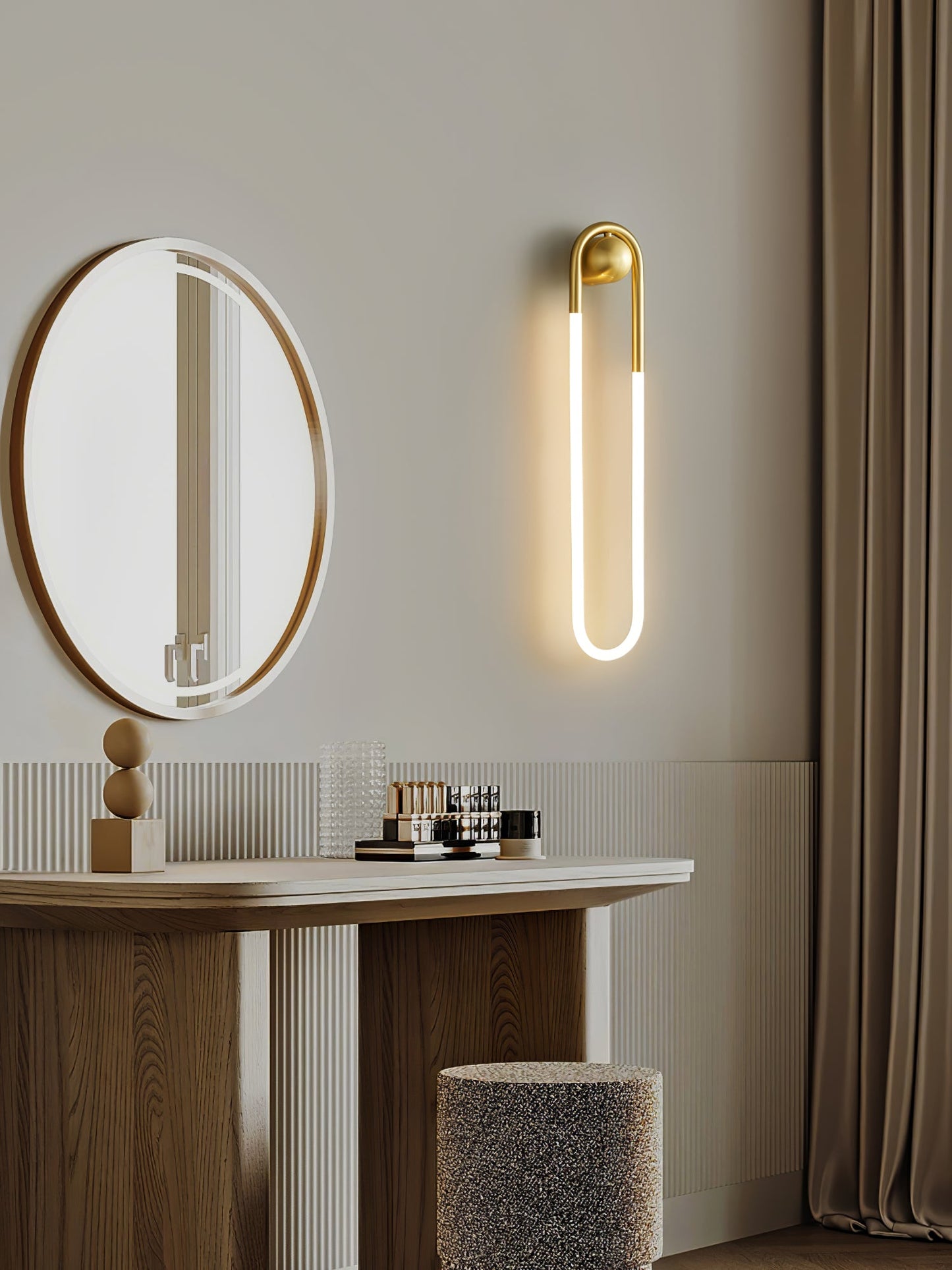 Luno | Brass Loop Design for LED Indoor Lighting Wall Lamp