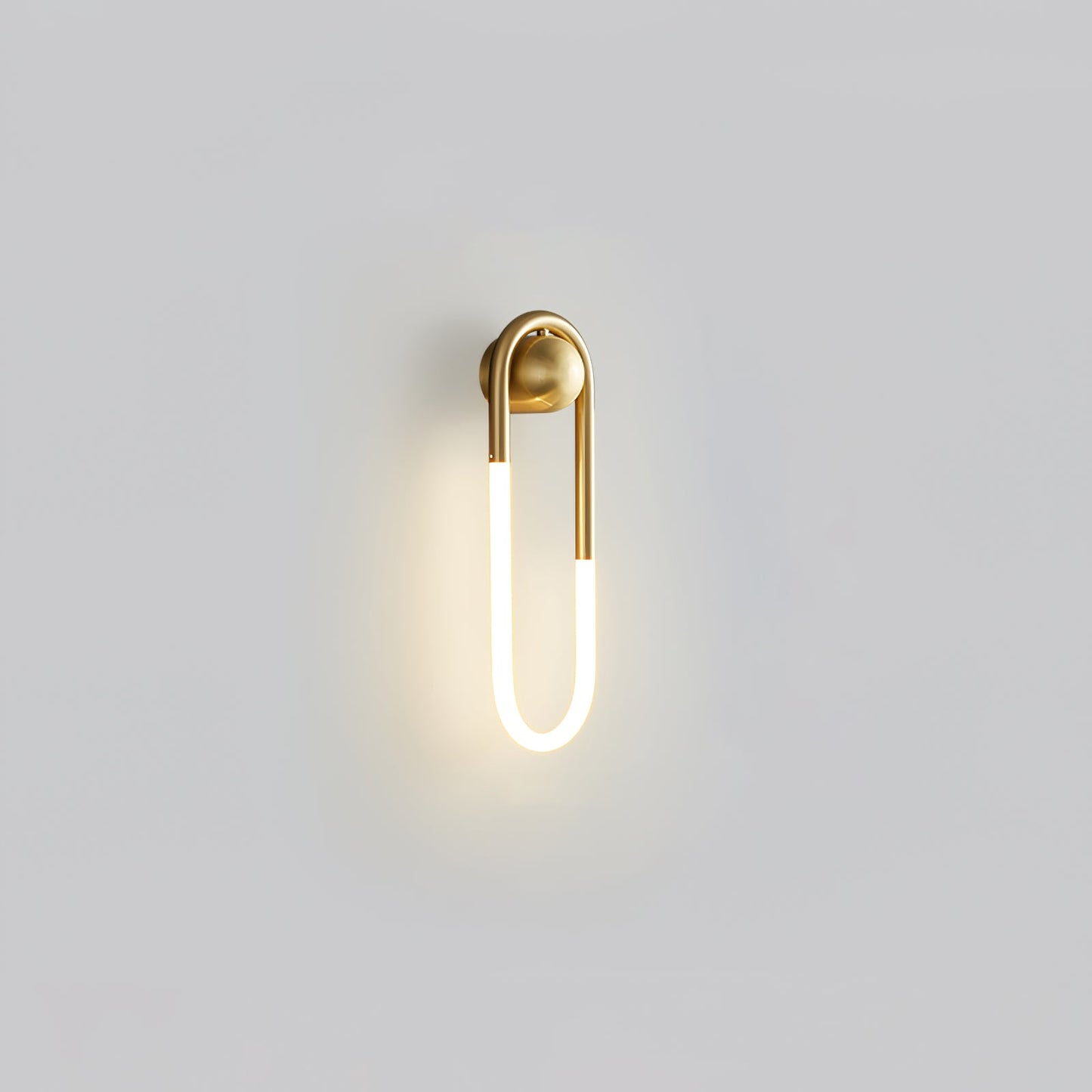 Luno | Brass Loop Design for LED Indoor Lighting Wall Lamp