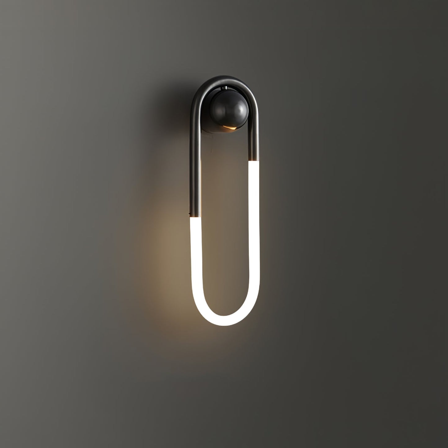 Luno | Brass Loop Design for LED Indoor Lighting Wall Lamp