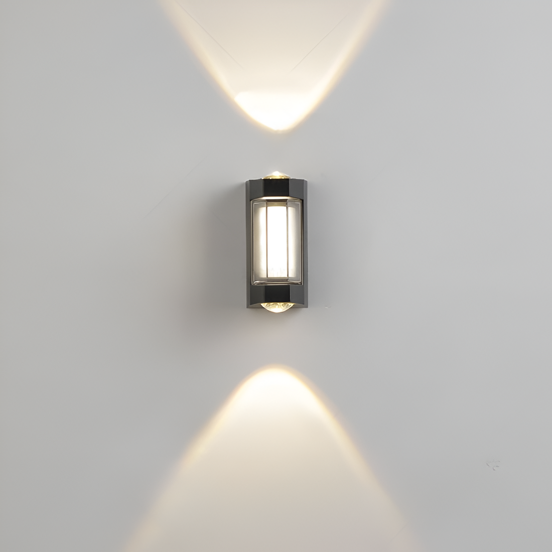 Tristan | Minimalist Outdoor Wall Sconce LED Exterior Light