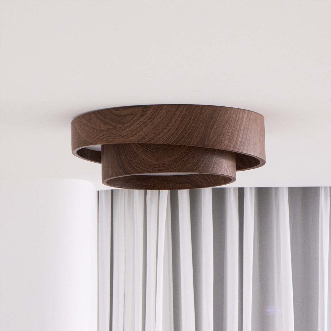 Zentro | LED Round Wood Flush Mount Ceiling Light