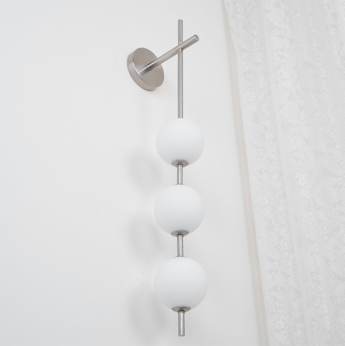 Nyra | Glass Globe Wall Lamp Vertical Sconce for Modern Classic Homes