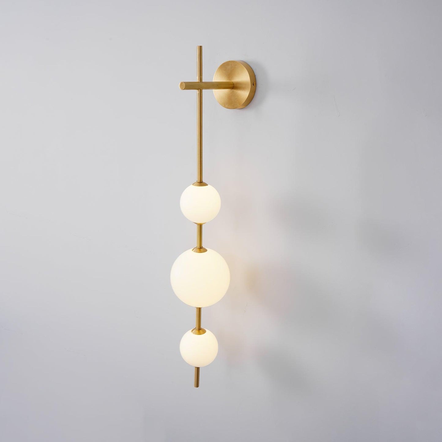 Nyra | Glass Globe Wall Lamp Vertical Sconce for Modern Classic Homes