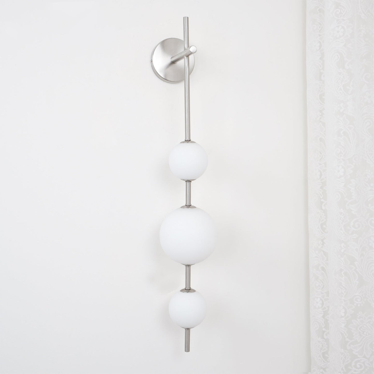 Nyra | Glass Globe Wall Lamp Vertical Sconce for Modern Classic Homes