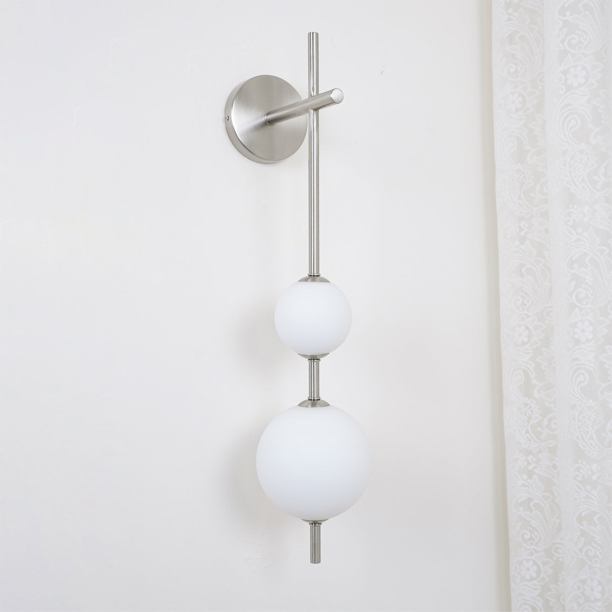 Nyra | Glass Globe Wall Lamp Vertical Sconce for Modern Classic Homes