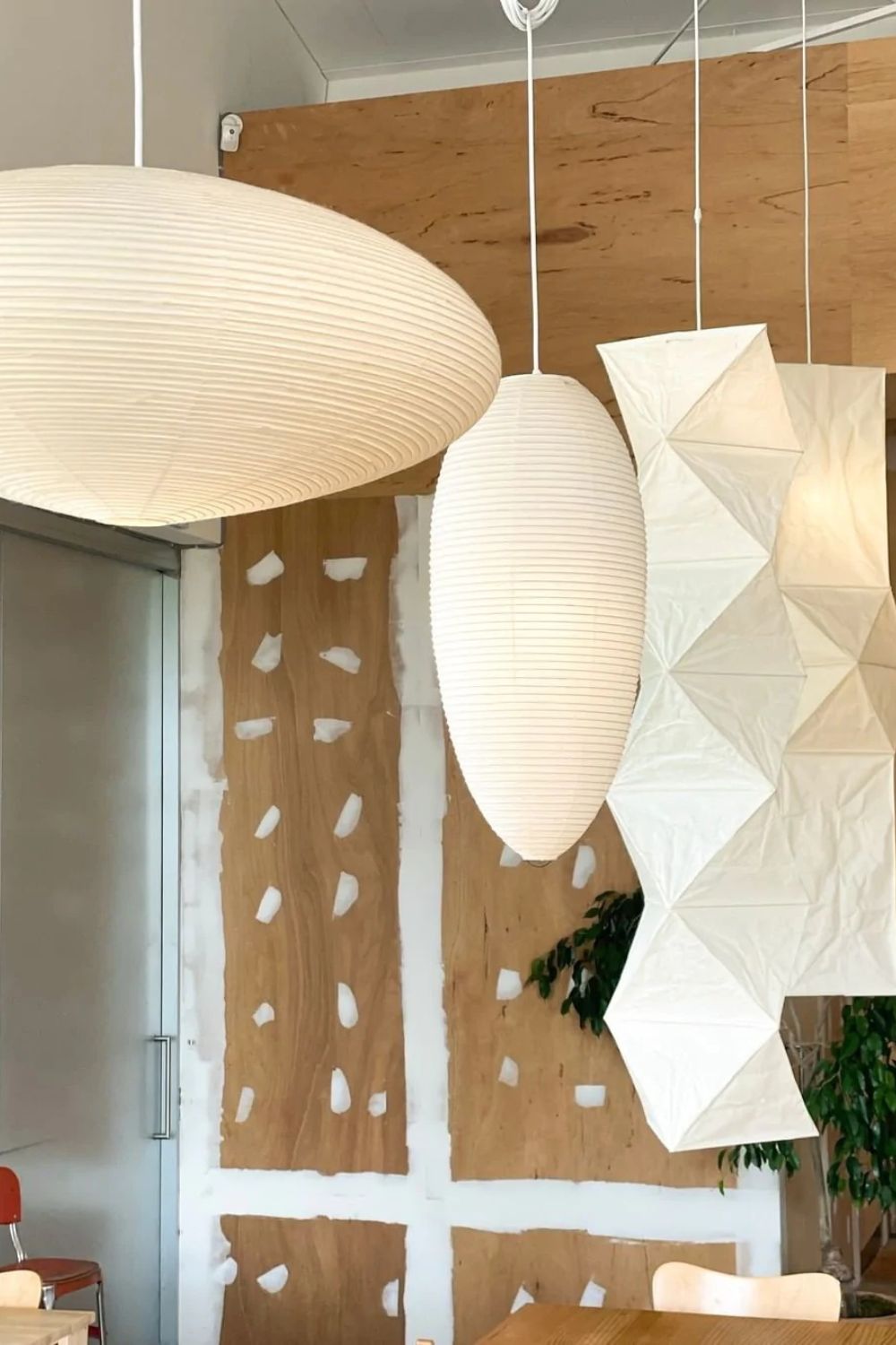 Zephyra | Japanese-Style Handcrafted Pendant Light for Living Room