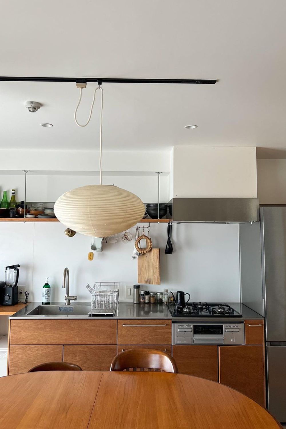 Zephyra | Japanese-Style Handcrafted Pendant Light for Living Room