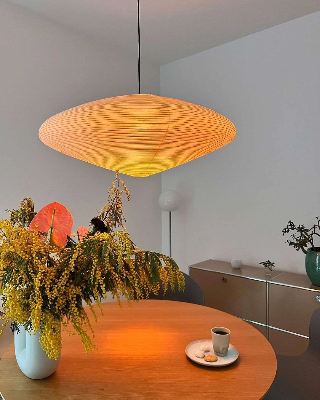 Zephyra | Japanese-Style Handcrafted Pendant Light for Living Room