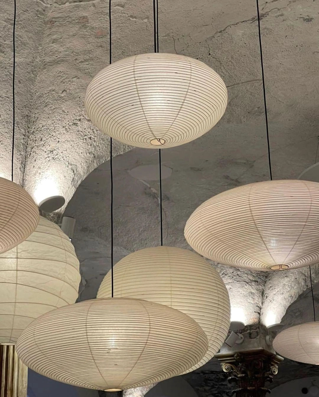 Zephyra | Japanese-Style Handcrafted Pendant Light for Living Room