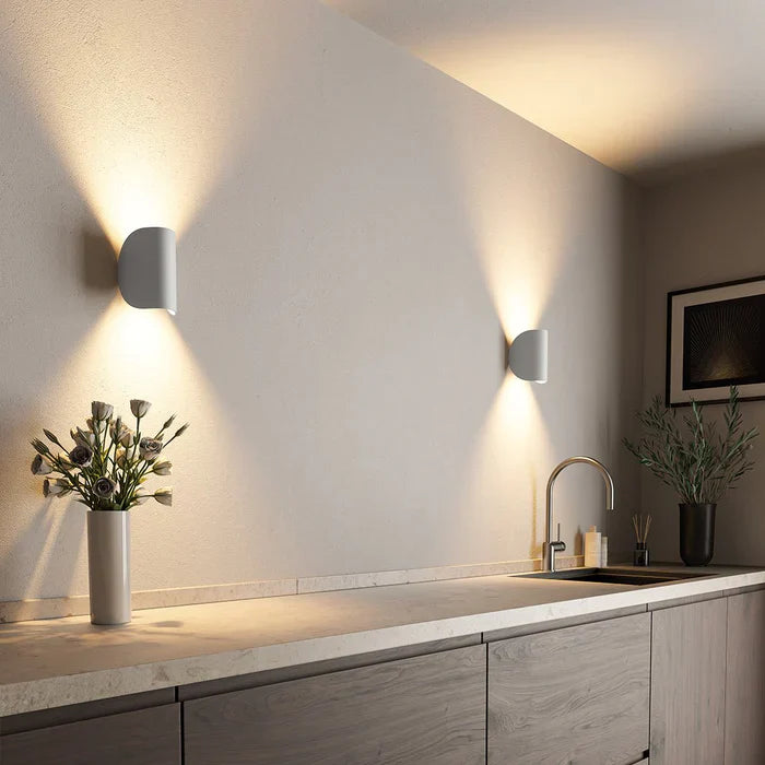 Aris | Adjustable LED Wall Light - Twistable Design