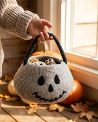 Felt Ghost Grazing Set - in use