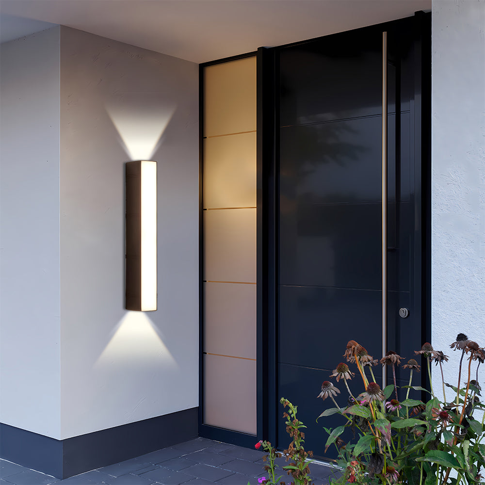 Maison | Outdoor LED Wall Light - Garden & Entryway