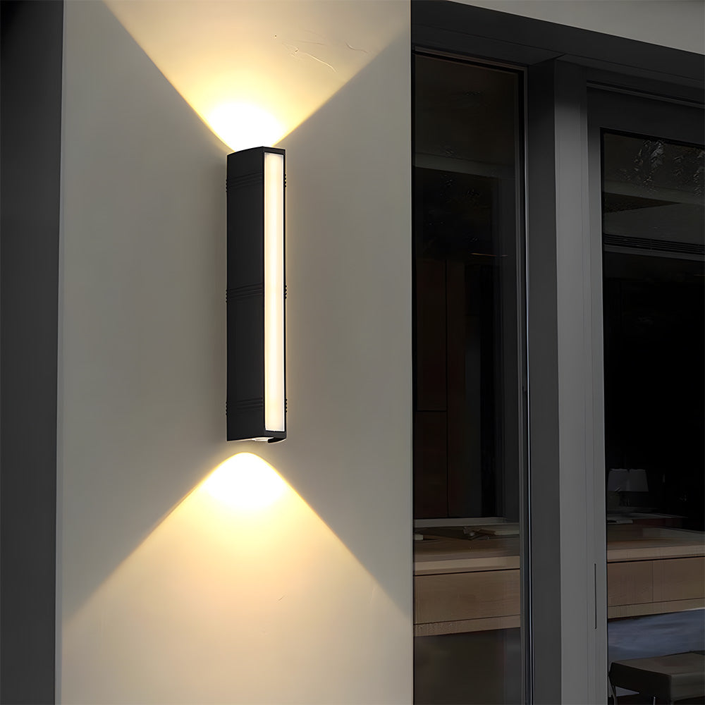 Maison | Outdoor LED Wall Light - Garden & Entryway
