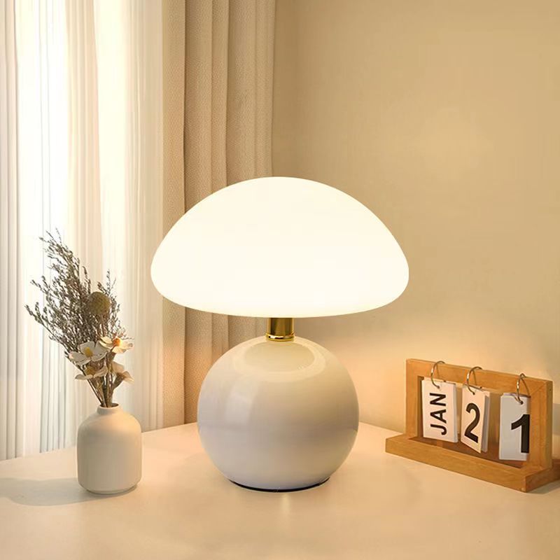 Mushroom | Ceramic LED Table Lamp